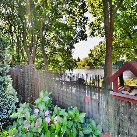 Comfortable For 10 People With A Private Sauna, 公寓