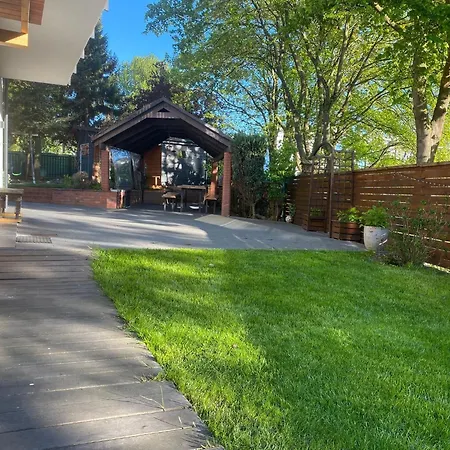 公寓 Comfortable For 10 People With A Private Sauna,