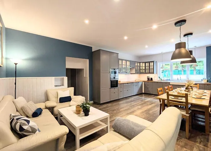 Comfortable For 10 People With A Private Sauna, Колобжег