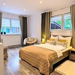 Comfortable For 10 People With A Private Sauna, Apartment Kolobrzeg