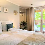 Comfortable For 10 People With A Private Sauna, Apartment *