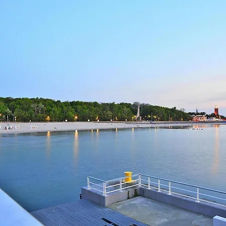 Comfortable For 10 People With A Private Sauna Kolobrzeg