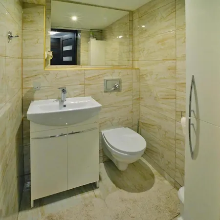 Comfortable For 10 People With A Private Sauna Apartment *