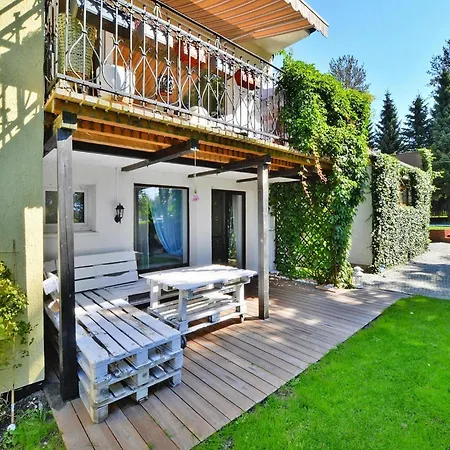 Apartment Comfortable For 10 People With A Private Sauna Kolobrzeg