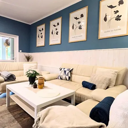 Comfortable For 10 People With A Private Sauna, Apartament *