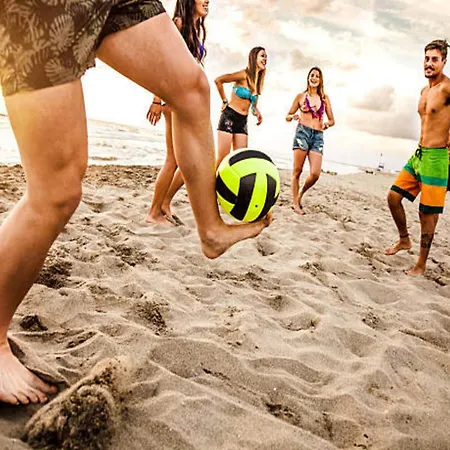 Comfortable For 10 People With A Private Sauna, Kołobrzeg