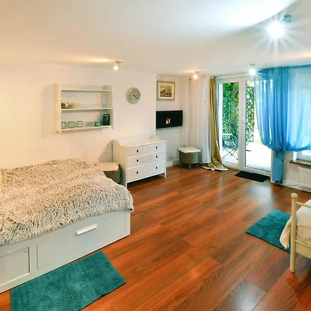 Comfortable For 10 People With A Private Sauna, Apartment Kolobrzeg