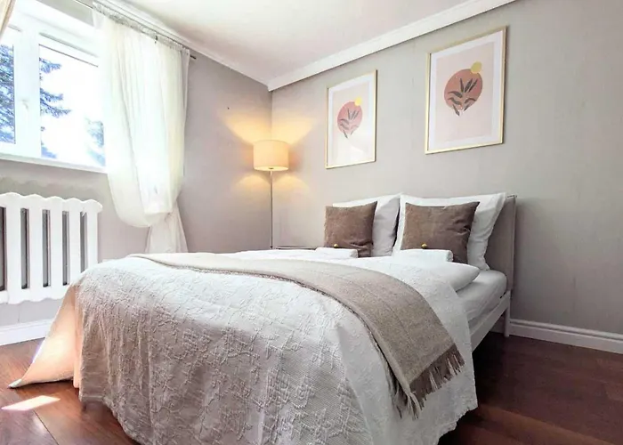 Comfortable For 10 People With A Private Sauna, Kołobrzeg